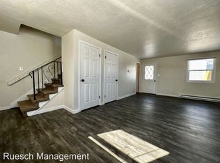 816 7th St #B, Green Bay, WI 54304