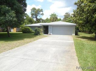 55 N Country Club Dr, Crystal River, FL 34429