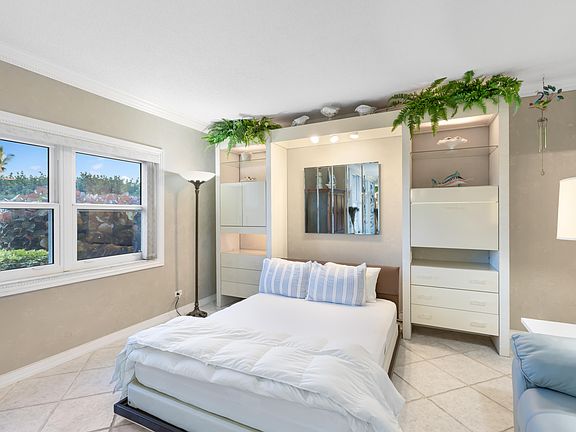 2nd image of 240 Seaview Ct APT 105