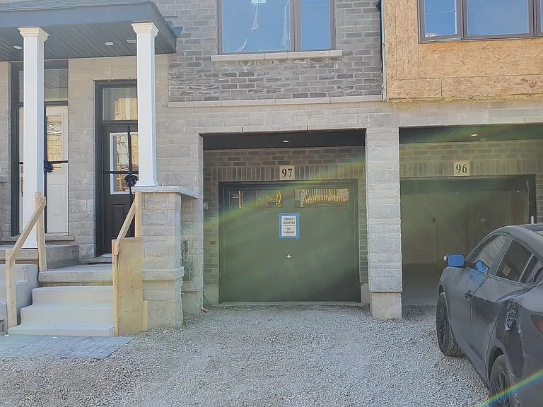 61 Soho St #97 — Photo 2