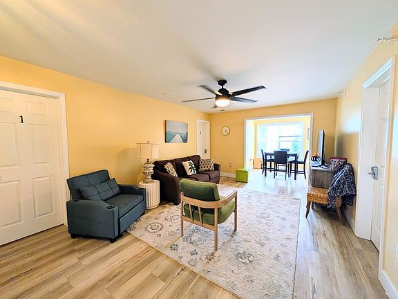 4th image of 2011 Wolfmill Dr APT 203