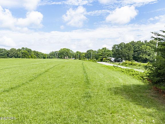 5th image of 6388 Chestnut Hill Rd