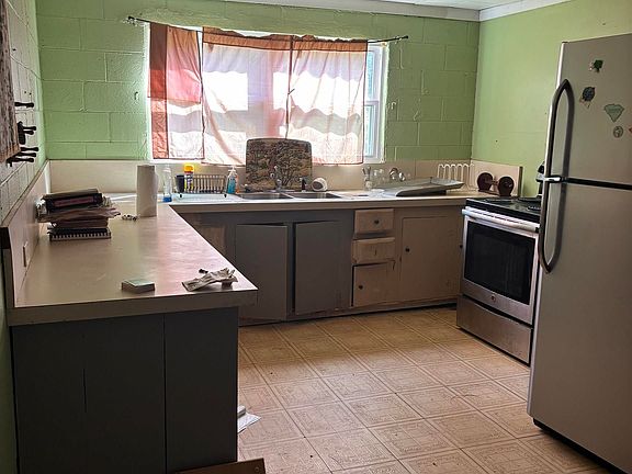5th image of 1806 Beechcreek Rd