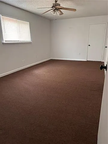 4711 Grammar Ave — Photo 8