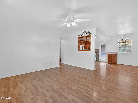 5th image of 630 S Lanvale Ave