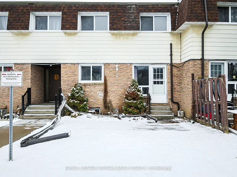 22 Pitt St #19 — Photo 1