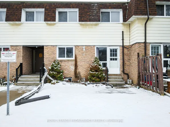 22 Pitt St Unit 19, Prince Edward County, ON K0K 2T0