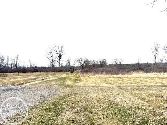 5th image of 15594 Bryce Rd