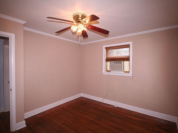 5th image of 304 N Jefferson Ave