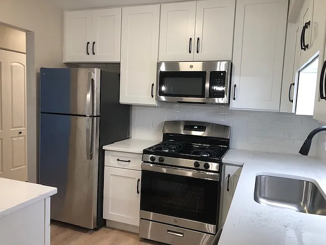 1 bed, 800 sqft, $1,775 — Photo 2
