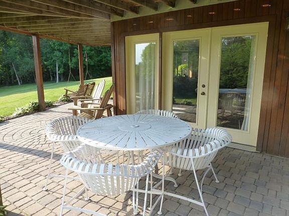 2nd image of 1217 Oberon Dr