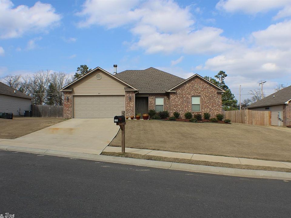 1st image of 125 Cambridge Dr