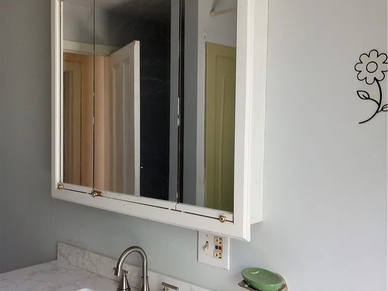 410 Linden Pl — Photo 15