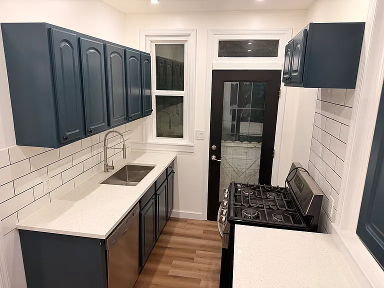 1405 Beechview Ave — Photo 4