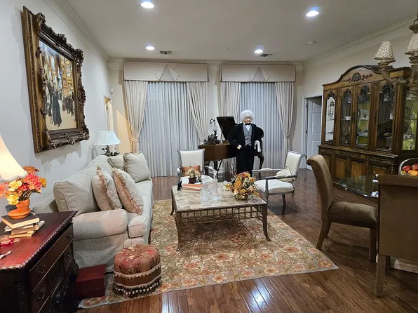 1106 Four Seasons Dr #1106, Wayne, NJ 07470