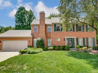 7015 Pinemill Dr, West Chester, OH 45069