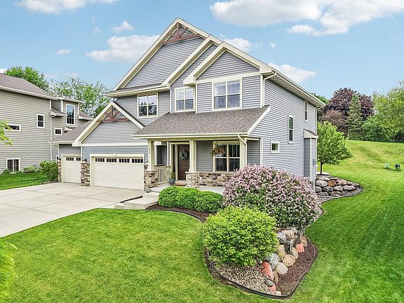 2nd image of 204 Westmorland Dr