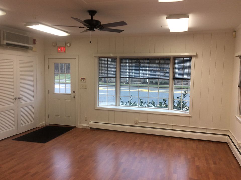 1st image of 15 Bloomfield Ave