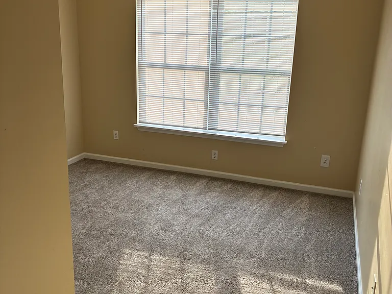 107 Parker Pl — Photo 11