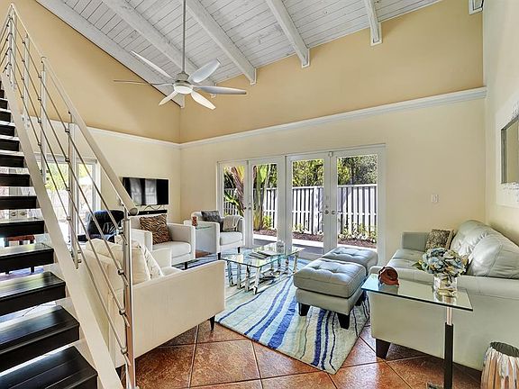 5th image of 2551 Sundy Ave #0