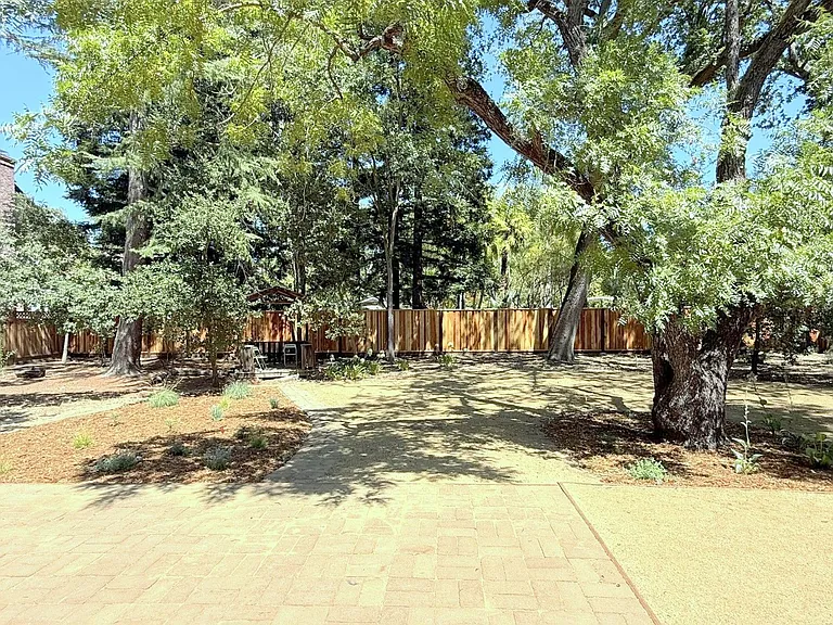 2690 Danville Blvd — Photo 32