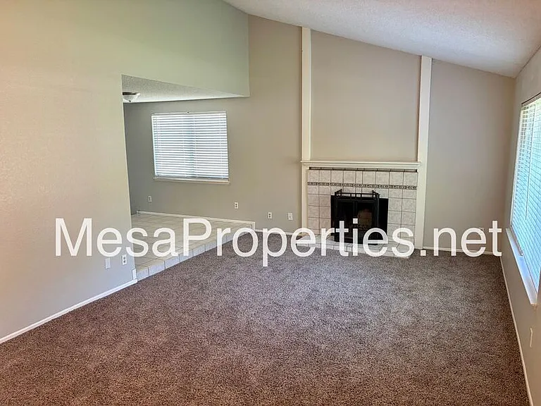 12392 Whistler St — Photo 7