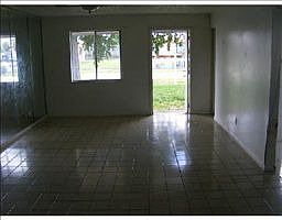 4th image of 2236 NW 26th Ave