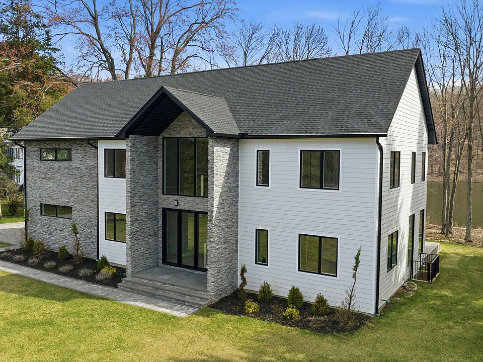 1st image of 88 Byram Ridge Road