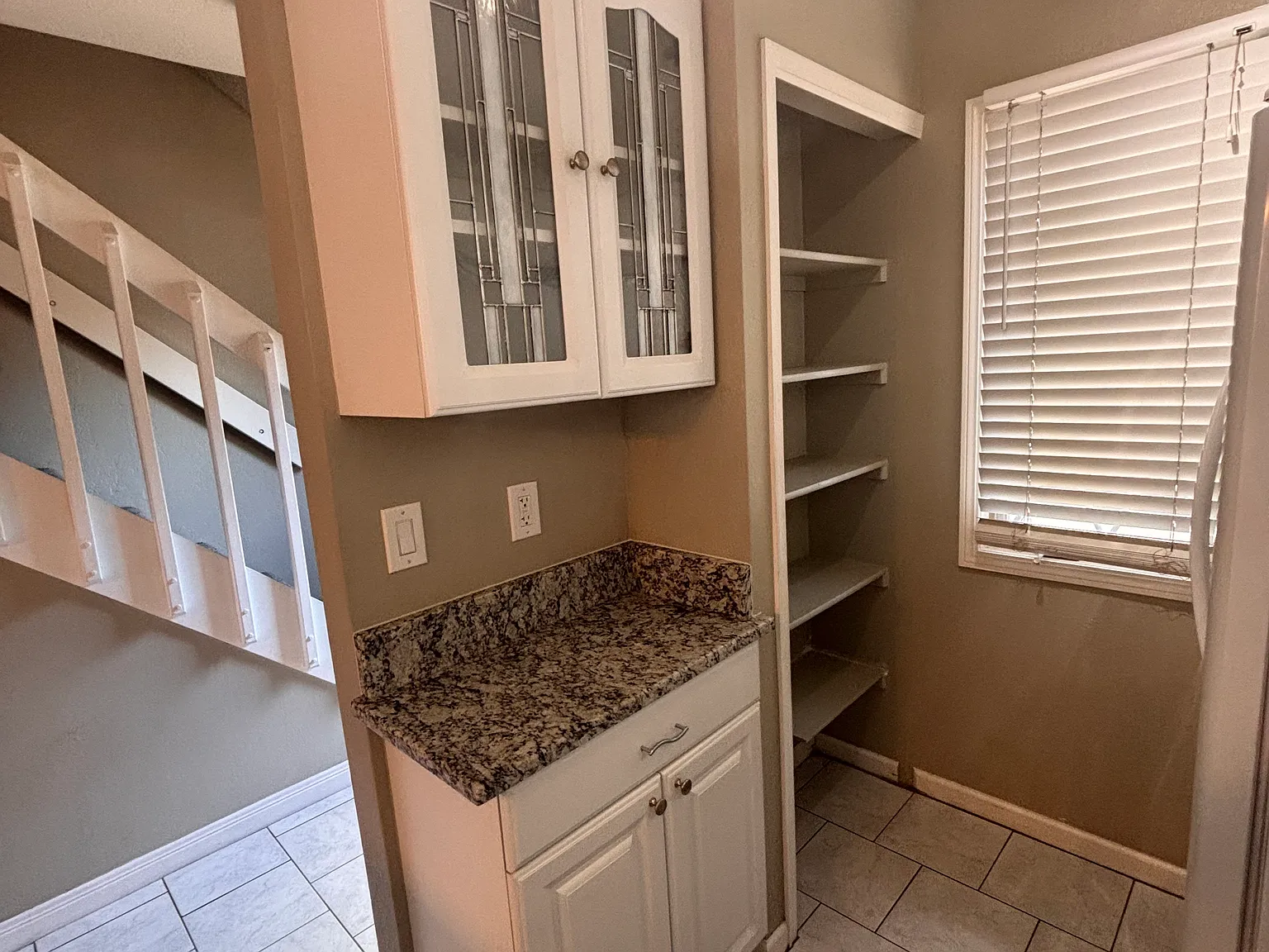 3 bed, 1195 sqft, $2,600 — Photo 4