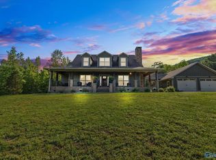 212 Leslie Rd, Guntersville, AL 35976