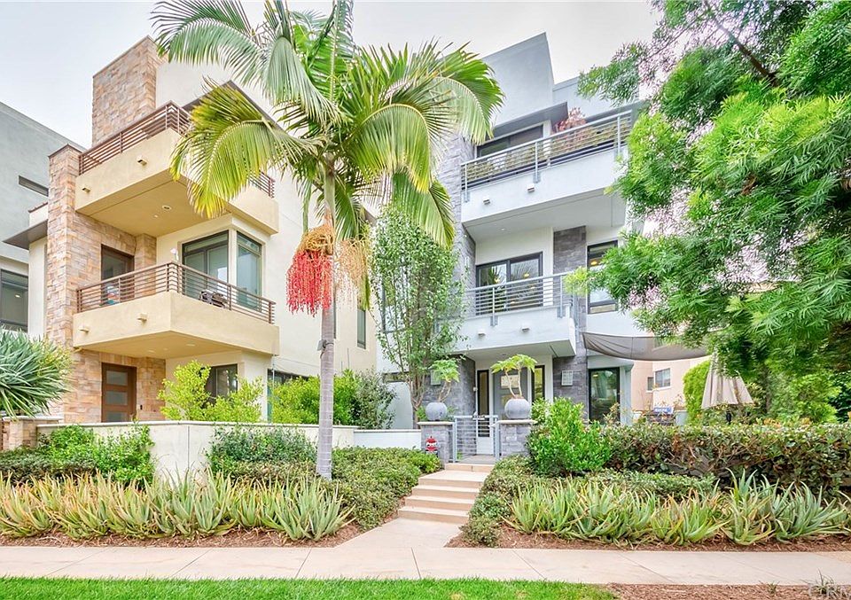 1st image of 5847 Seahorse Ct