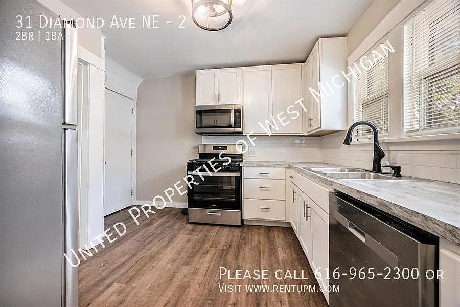 Available Now | 2 Bedroom 1 Bathroom Apartment in the Midtown Neighborhood of Grand Rapids | Newl... — Photo 3