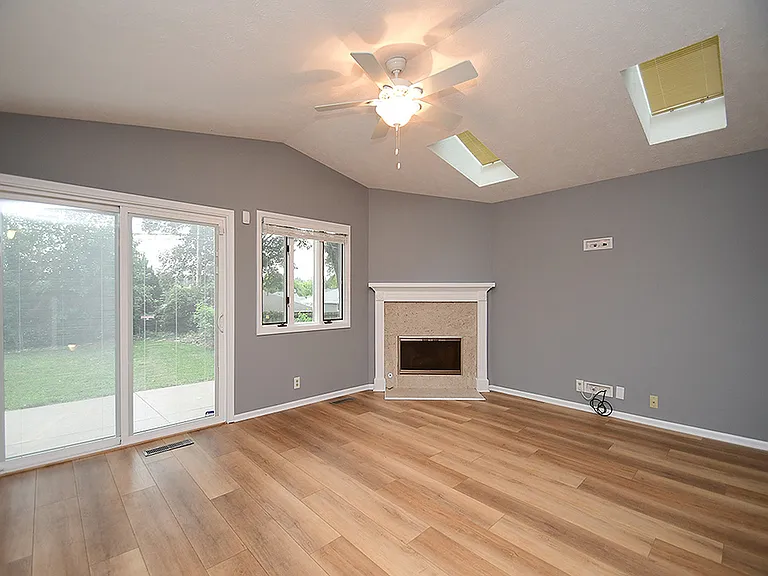 2601 S 48th St — Photo 15