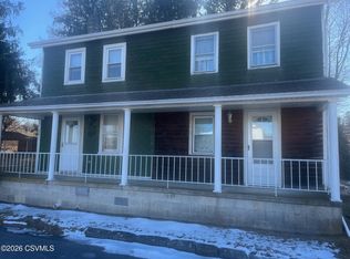 34 S Sport Ln, Locust Gap, PA 17840
