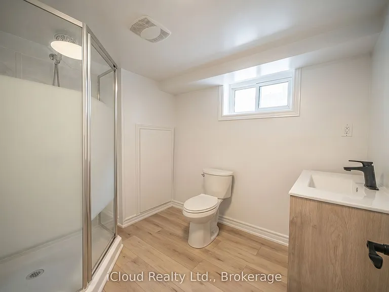 54 Wilson Rd S — Photo 6