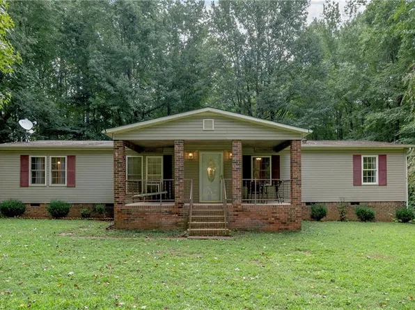 125 Spry Ln, Mocksville, NC 27028