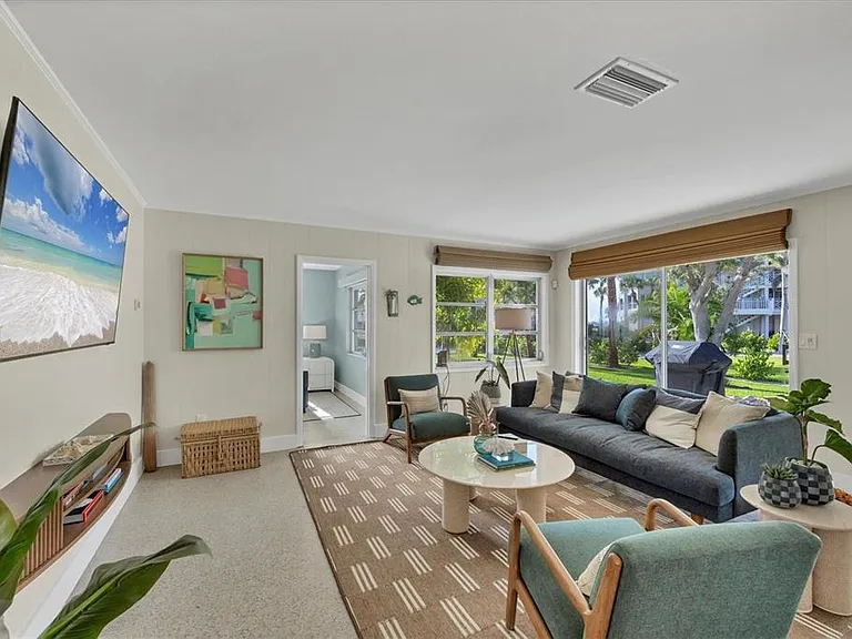 550 Gaspar Dr — Photo 12