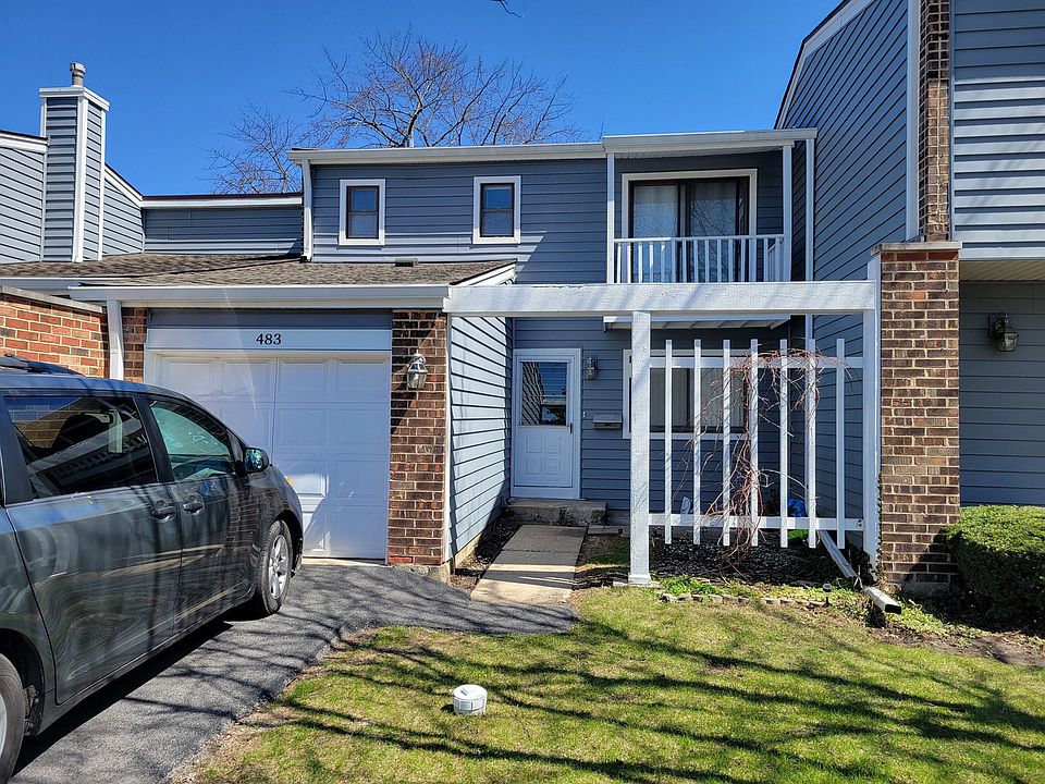 1st image of 483 Rustic Dr