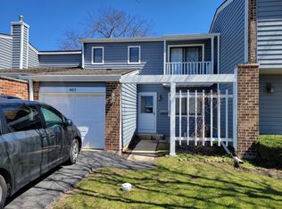 483 Rustic Dr, Wheeling, IL 60090