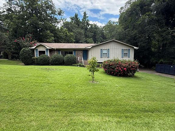 2nd image of 204 Laurel Dr