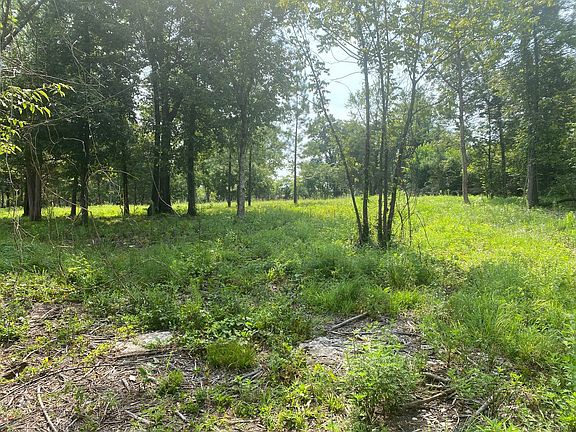 5th image of 4899 Woodbury Pike