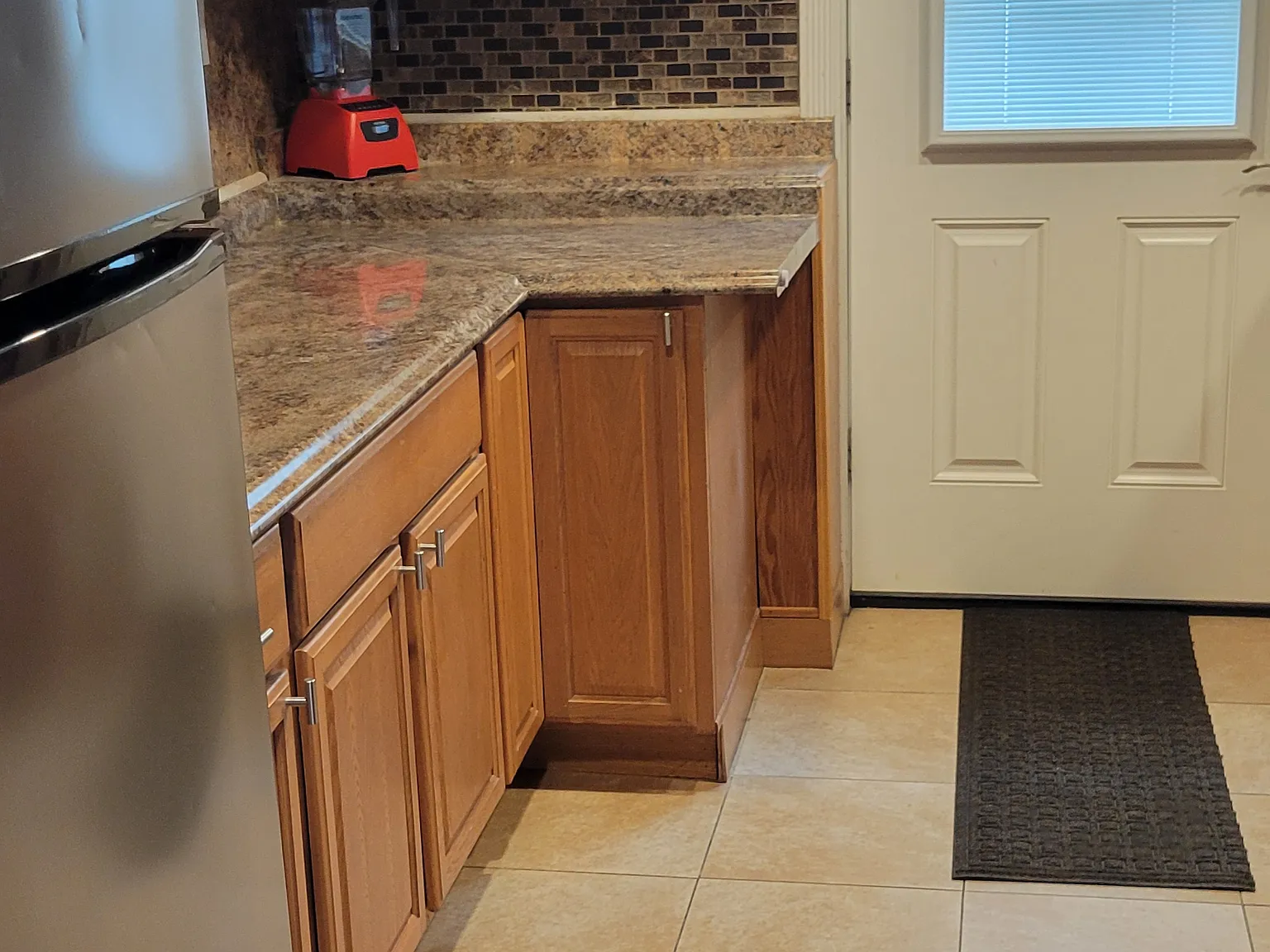 2 bed, 900 sqft, $1,250 — Photo 1