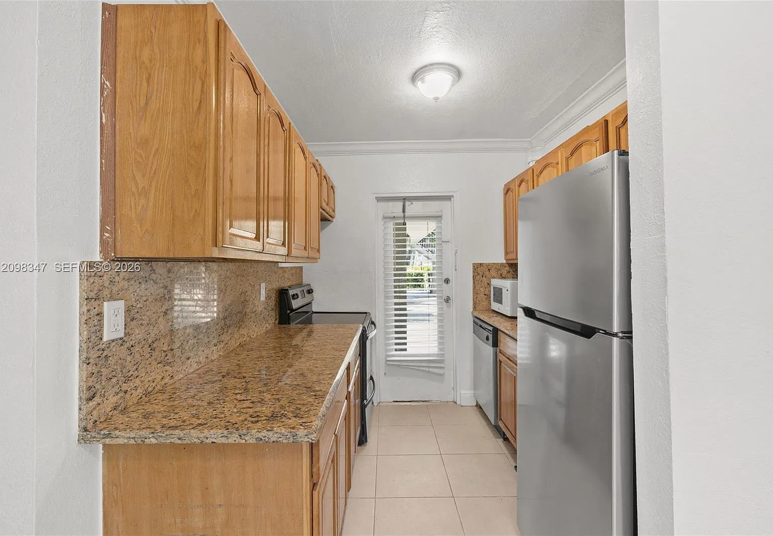 Edgewater Of Coral Gables — Photo 4