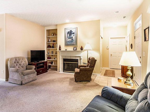 3rd image of 5969 Hickory Brook Way