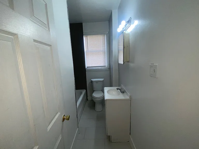 2986 Richton St — Photo 7