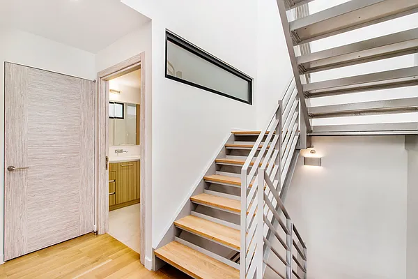 Rented by Compass | media 19