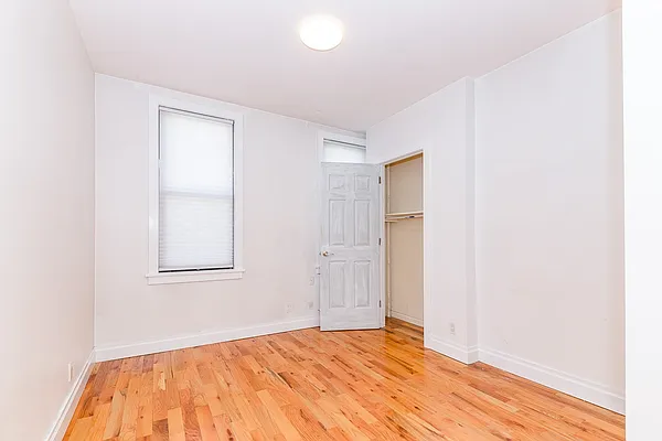 Rented by MySpaceNYC | media 25