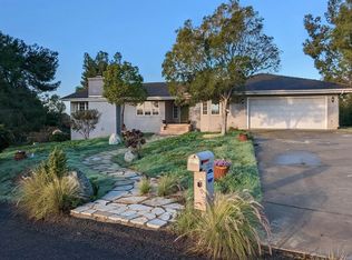 3231 Los Verdes Dr, Fallbrook, CA 92028