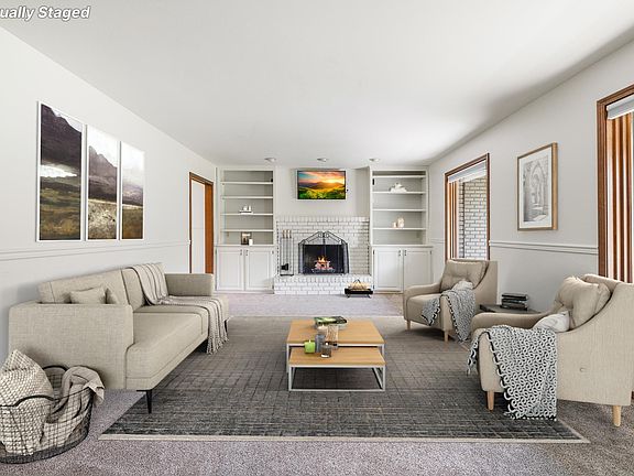 4th image of 1218 Bridle Dr
