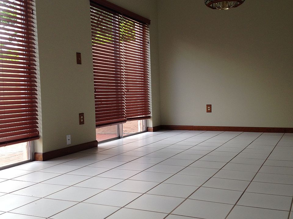 2nd image of 11825 Wildeflower Pl